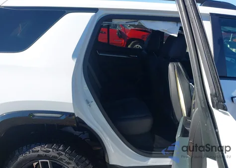 2026 GMC Terrain Awd At4 из США, поврежденный, VIN 3GKALYEG4TL225744